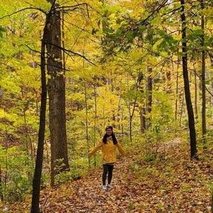 Meet your Posher, Holly